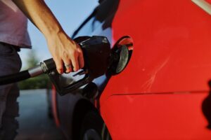 How Onsite Fuel Delivery Saves Companies Money